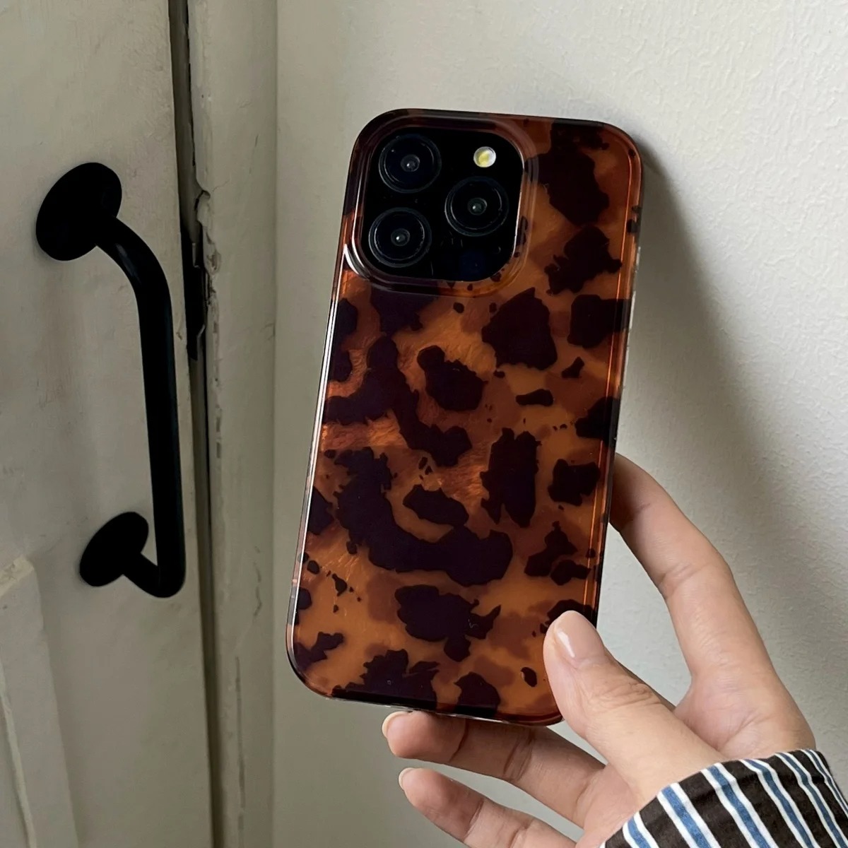 Funda de Teléfono con Textura  - Perfume Pure Xs reseña y precio